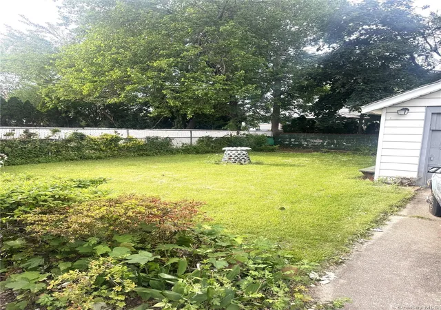 4th image of 41 Stewart St, Hempstead, NY 11001 | MLS# 1008566