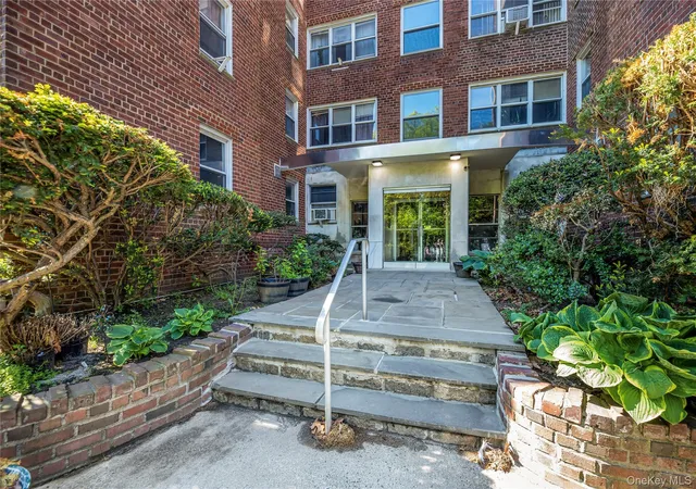 2nd image of 1234 Midland Ave #1c, Bronxville, NY 10708 | MLS# 1008583