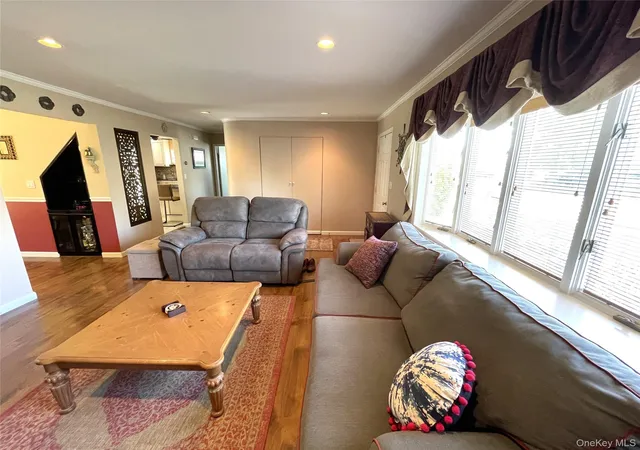 5th image of 41 Birchfield Ave, Babylon, NY 11702 | MLS# 1008600