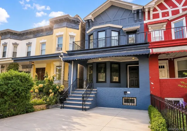 Homes for sale in New York, NY | 1462 New York Ave, New York, NY 11210 | MLS# 1008644