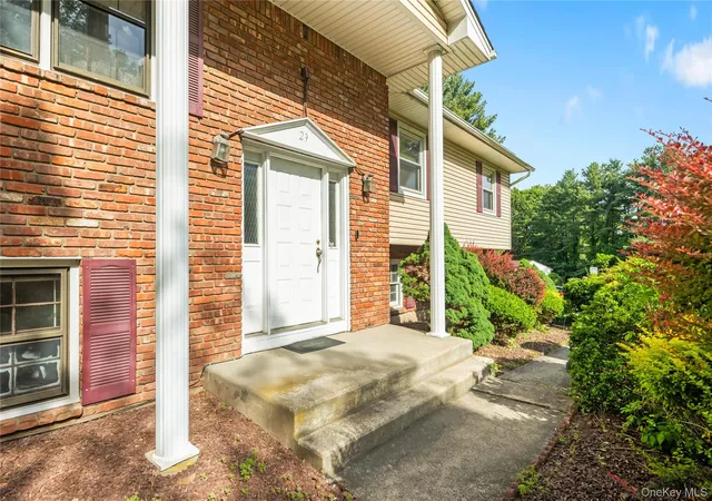 3rd image of 29 Sunny Ridge Rd, Spring Valley, Ny 10977 Ridge, Spring Valley, NY 10977 | MLS# 1008658