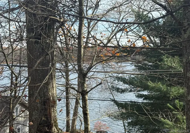 Photo 2 of Single family home for sale at 16 Fairway Dr, Highland Lake, NY 12743 | MLS# 1008663 | Listing updated on 2026-10-04