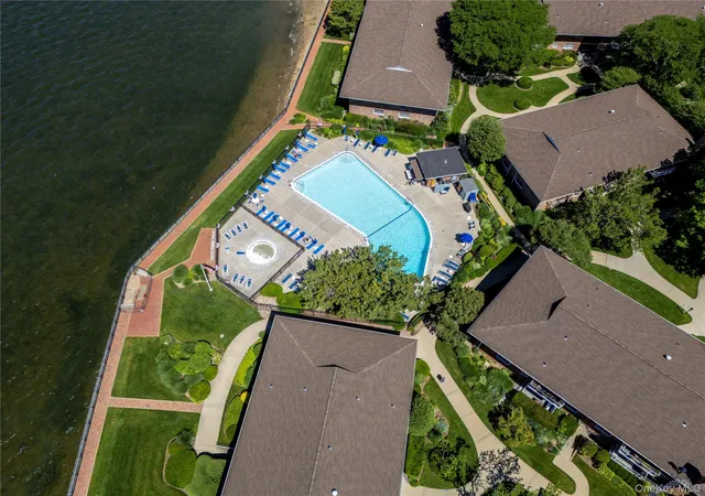 1st image of 1 Toms Point Ln #Building 5, Unit 9J, North Hempstead, NY 11050 | MLS# 1008670