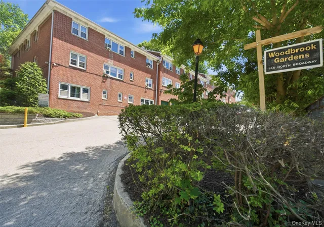 Homes for sale in Greenburgh, NY | 140 N Broadway #O-2, Greenburgh, NY 10533 | MLS# 1008701