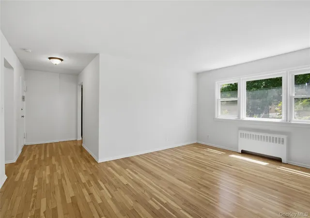 Homes for sale in Greenburgh, NY | 140 N Broadway, Greenburgh, NY 10522