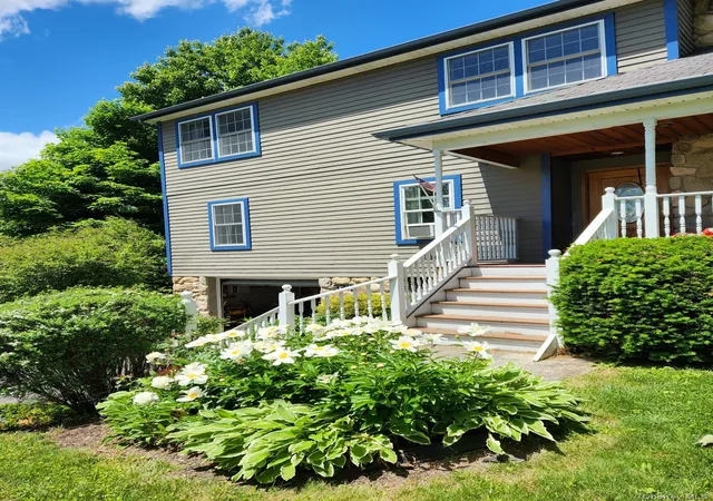 4th image of 3318 State Route 94, Chester, NY 10918 | MLS# 1008703