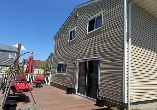 3rd image of 784 S Ocean Ave, Hempstead, NY 11520 | MLS# 1008705