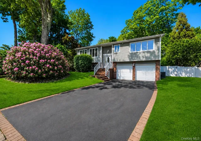 4th image of 9 Quincy Ln, Smithtown, NY 11787 | MLS# 1008767
