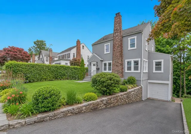 Homes for sale in Scarsdale, NY | 42 Stratford Rd, Scarsdale, NY 10583 | MLS# 1008783