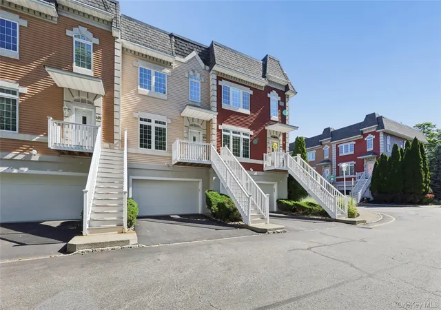 Homes for sale in Clarkstown, NY | 103 Alexander Ct, Clarkstown, NY 10954 | MLS# 1008798