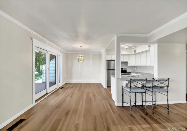Homes for sale in Yorktown, NY | 51 Jefferson Oval #E, Yorktown, NY 10598 | MLS# 1008809
