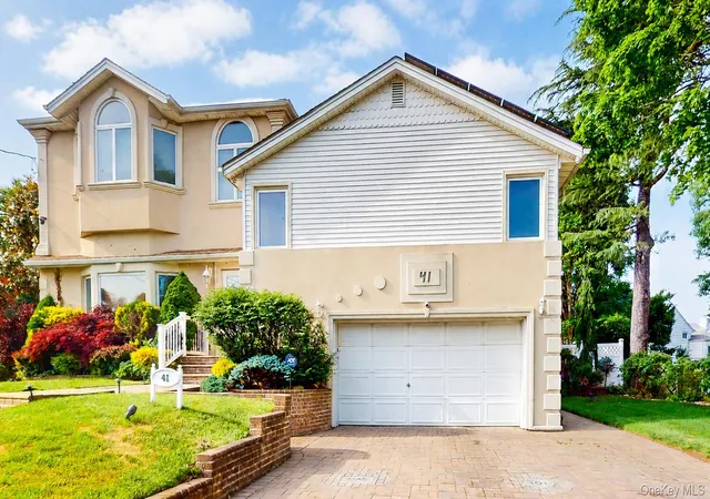 2nd image of 41 Westbrook Ln, Hempstead, NY 11575 | MLS# 1008816