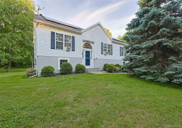 Homes for sale in East Fishkill, NY | 17 Cosmo Dr, East Fishkill, NY 12533 | MLS# 1008846