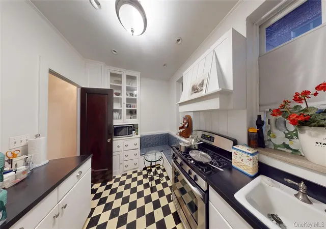 Listing Photo 4 - Condo for sale in building located at 34-37 80Th St, New York, NY 11372 - Unit #32