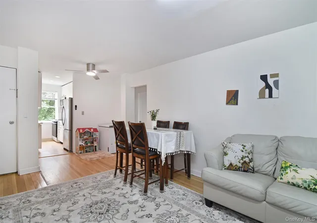 Homes for sale in Greenburgh, NY | 14 S Broadway #11-1A, Greenburgh, NY 10533 | MLS# 1008859