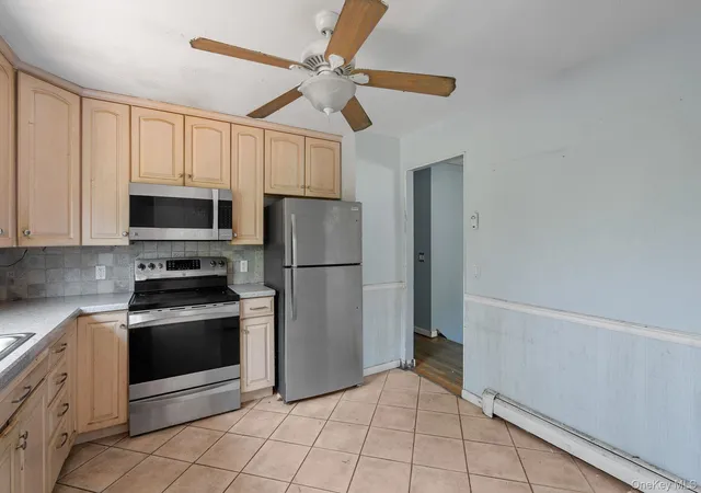 Homes for sale in Poughkeepsie (town), NY | 11 Caudie Dr, Poughkeepsie (town), NY 12603 | MLS# 1008862