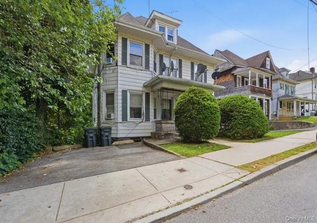 Homes for sale in Port Chester, NY | 27 Soundview St, Port Chester, NY 10573 | MLS# 1008870