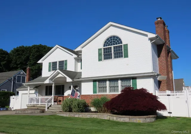 1st image of 654 Alwick Ave, West Islip, NY 11795 | MLS# 1008884
