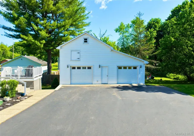 Homes for sale in Catskill, NY | 470 W Main St, Catskill, NY 12414 | MLS# 1008896