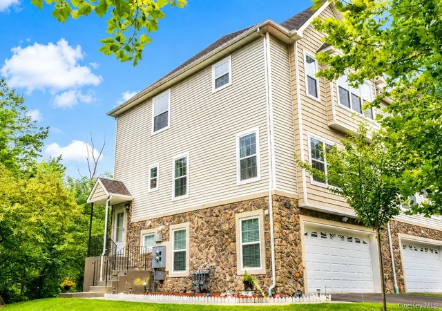 Photo 3 of Condo for sale at 20 Peter Turner Rd, Monroe, NY 10950 | MLS# 1008937 | Listing updated on 2026-09-06