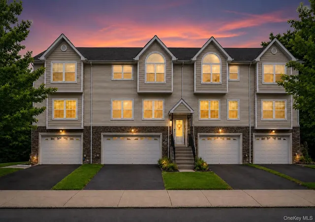 Listing Photo 4 - Condo for sale in building located at 20 Peter Turner Rd, Monroe, NY 10950