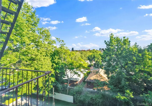 28th image of 28 02 Parsons Blvd #4E, Flushing, NY 11354 | MLS# 1008944