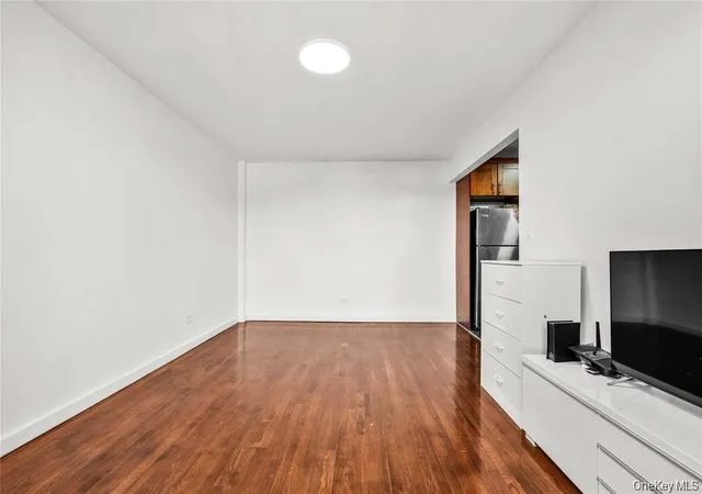 Photo 3 of Sale Pending at 150-29 72nd Road #4H, New York, NY 11367 | MLS# 1008948 | Listing updated on 2026-08-08
