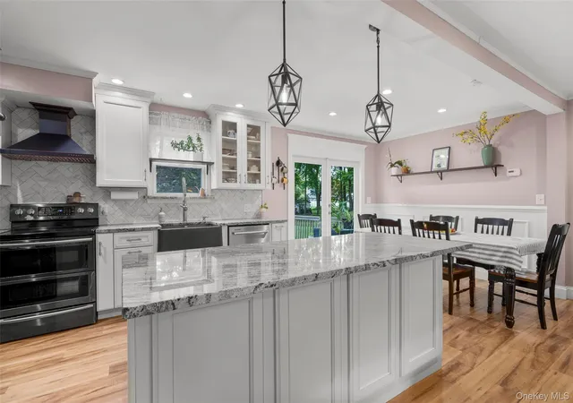 2nd image of 30 Orchard Park, Poughkeepsie, NY 12603 | MLS# 1008955