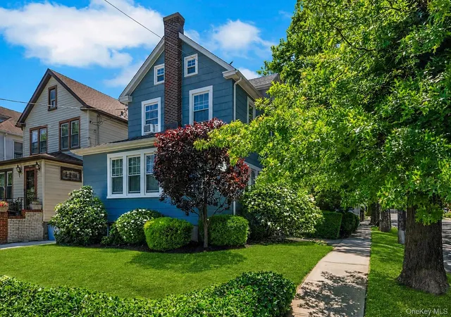 3rd image of 1277 Stadium Ave, New York, NY 10465 | MLS# 1008966