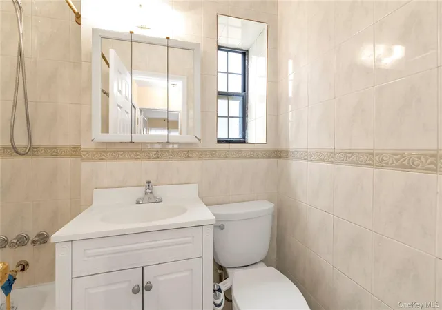 Homes for sale in New York, NY | 144 20 78th Road, New York, NY 11367 | Houzeo