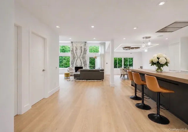 Photo 3 of Condo for sale at 23 Estates Ter N, Manhasset, NY 11030 | MLS# 1008997 | Listing updated on 2026-08-30