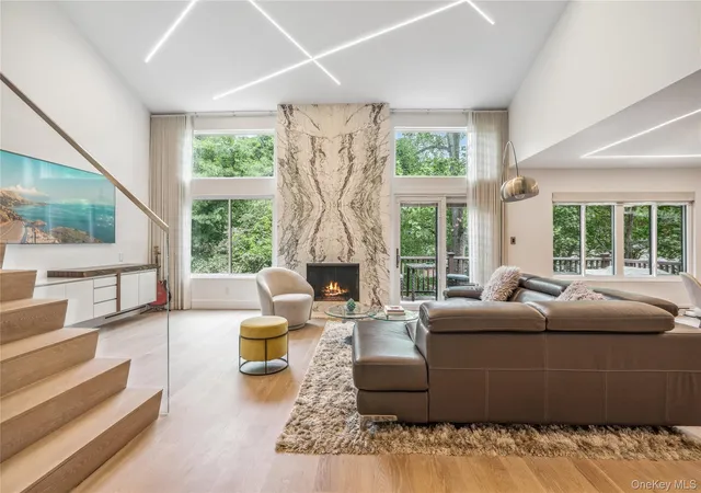Photo 4 of Condo for sale at 23 Estates Ter N, Manhasset, NY 11030 | MLS# 1008997 | Listing updated on 2026-08-30