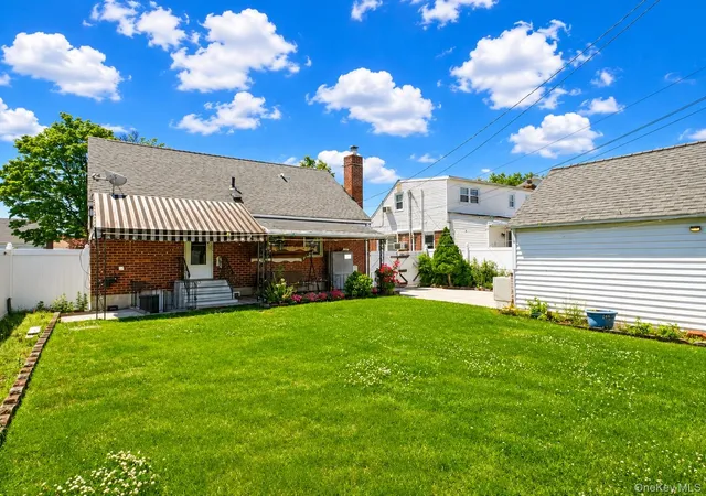 Photo 2 of Sale Pending at 43 Mcalester Ave, Oyster Bay, NY 11801 | MLS# 1009016 | Listing updated on 2026-08-31