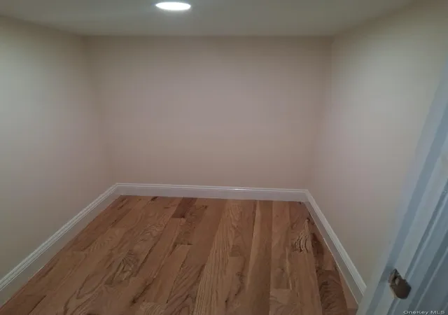 Photo 4 of Single family home for sale at 601 E 226th Street, Bronx, NY 10466 | MLS# 1009065 | Listing updated on 2026-06-05