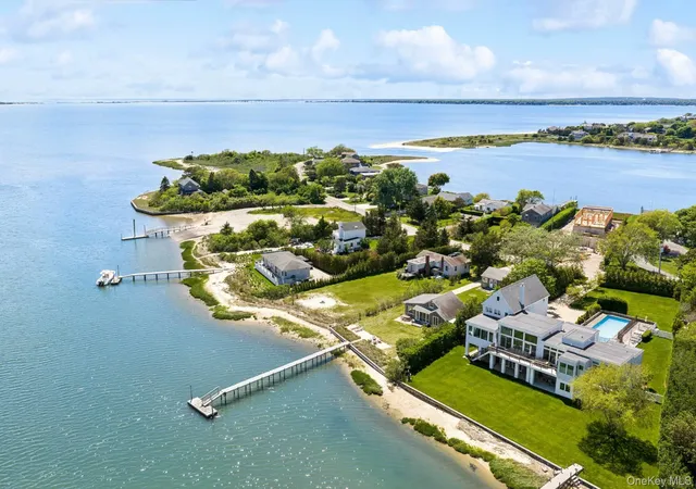 Homes for sale in Southampton, NY | 108 Little Neck Rd, Southampton, NY 11968 | MLS# 1009086