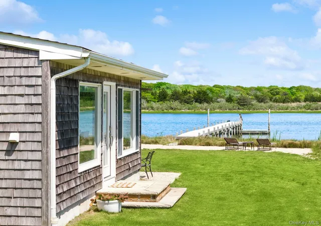 Homes for sale in Southampton, NY | 108 Little Neck Rd, Southampton, NY 11968 | MLS# 1009086