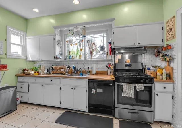 Listing Photo 4 - Condo for sale in building located at 111 Cleveland Ave, Long Beach, NY 11561