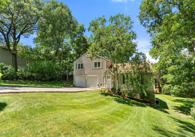 Photo 3 of Sale Pending at 7 Hastings Close, Hastings On Hudson, NY 10706 | MLS# 1009117 | Listing updated on 2026-07-03