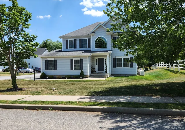 Homes for sale in East Fishkill, NY | 5 Mulberry Pl, East Fishkill, NY 12533 | MLS# 1009125