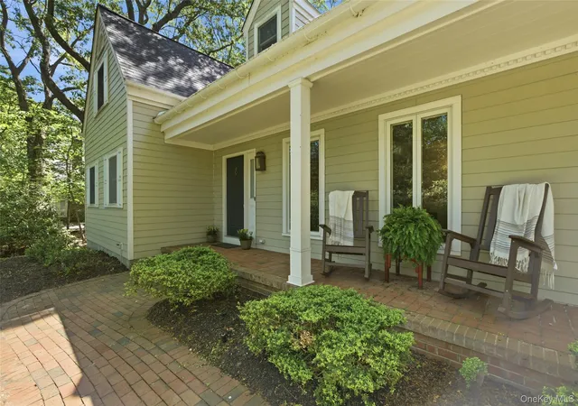3rd image of 4 Waterview Ln, Brookhaven, NY 11733 | MLS# 1009144