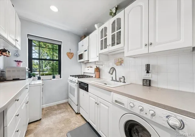 Homes for sale in Eastchester, NY | 14 Manchester Rd #2L, Eastchester, NY 10709 | MLS# 1009148