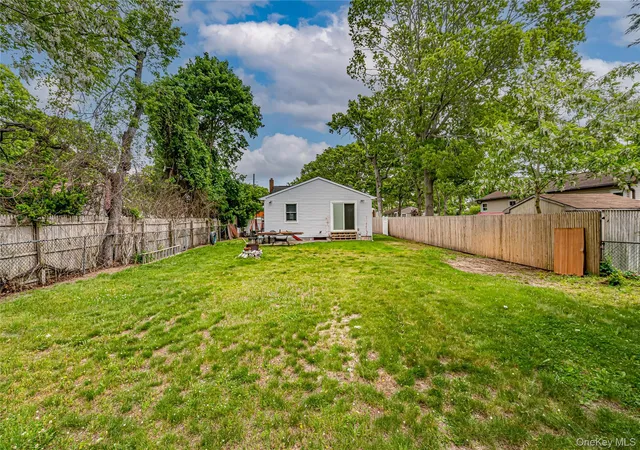 26th image of 122 Church Dr, Brookhaven, NY 11951 | MLS# 1009152