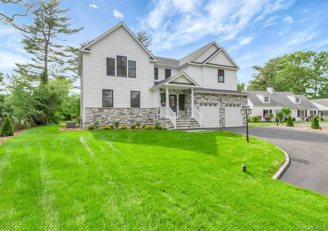 Photo 2 of Single family home for sale at 223 Townline Rd, Commack, NY 11725 | MLS# 1009162 | Listing updated on 2026-08-20