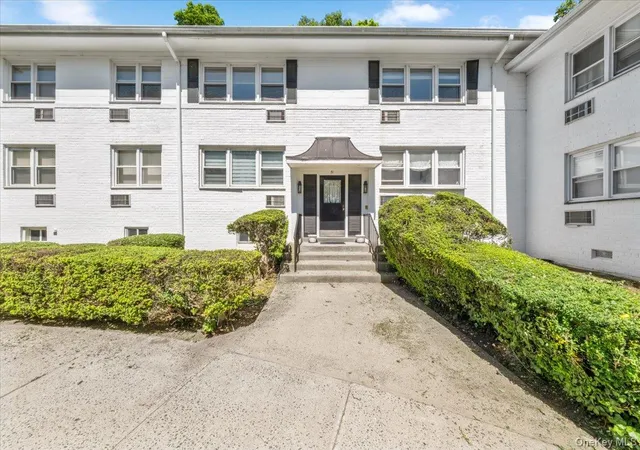Homes for sale in Rye Town, NY | 51 Avon Cir #D, Rye Town, NY 10573 | MLS# 1009167