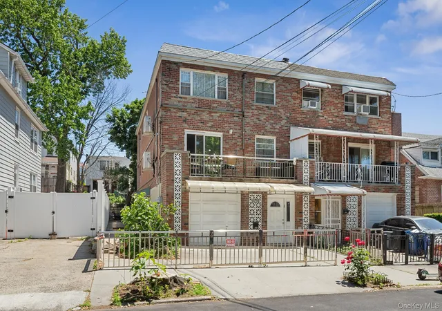 Photo 3 of Sale Pending at 2562 Seymour Ave, Bronx, NY 10469 | MLS# 1009171 | Listing updated on 2026-07-21