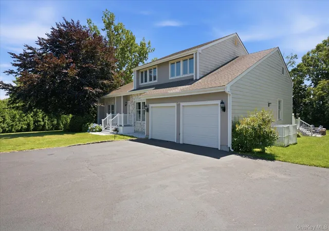 2nd image of 117 Southfield Rd, Calverton, NY 11933 | MLS# 1009184