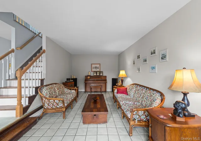 5th image of 38 Pamlico Ave, Islip, NY 11779 | MLS# 1009185