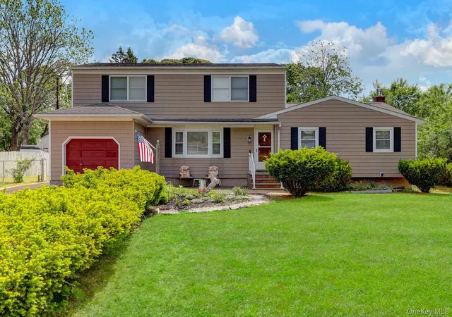 2nd image of 115 North Evergreen Dr, Selden, NY 11784 | MLS# 1009200