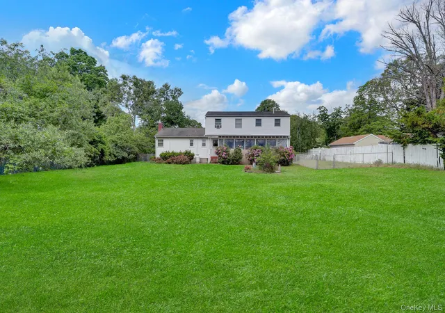 5th image of 115 North Evergreen Dr, Selden, NY 11784 | MLS# 1009200