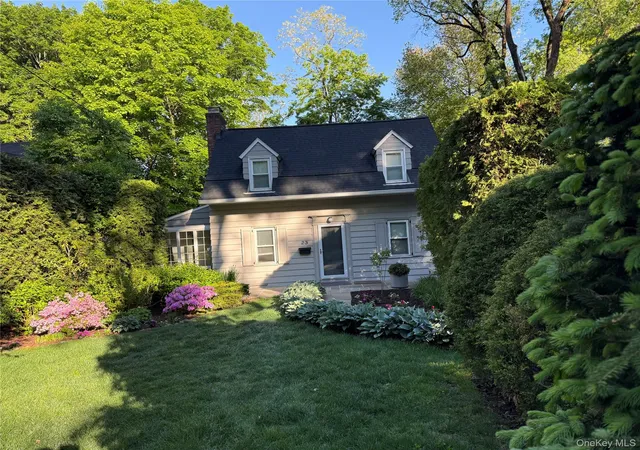 Homes for sale in White Plains, NY | 23 Chadwick Rd, White Plains, NY 10604 | MLS# 1009204